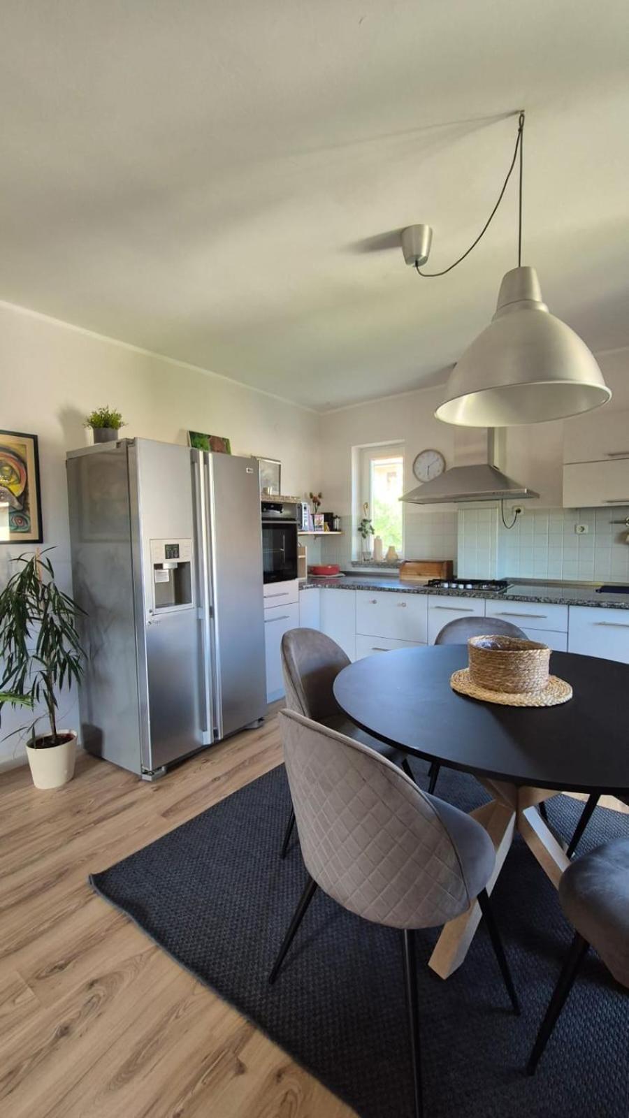 Family Apartment เมดูลิน ภายนอก รูปภาพ